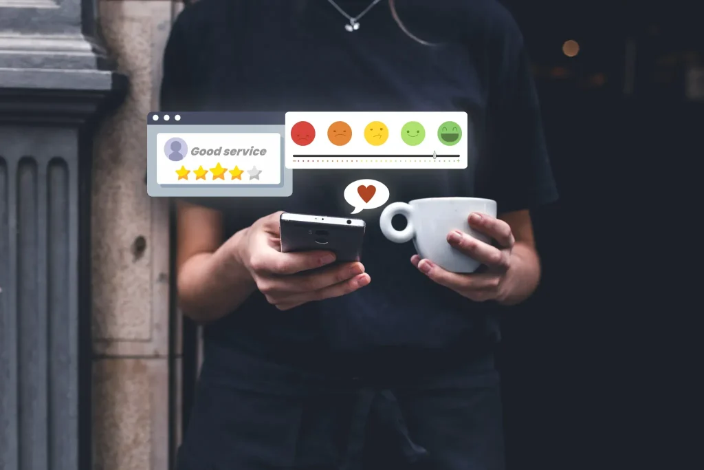 Avaliações e comentários de clientes representando prova social em ambiente digital